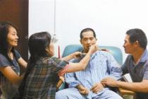 富士康员工工伤遭合同陷阱 人在深圳待遇却按外地标准