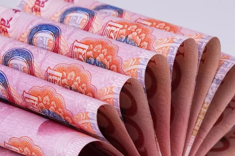 深圳一公司20号发上月工资，员工起诉索赔获得法院支持