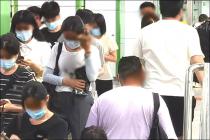 已达到退休年龄劳动者被终止合同，即便未享受退休待遇亦无经济补偿