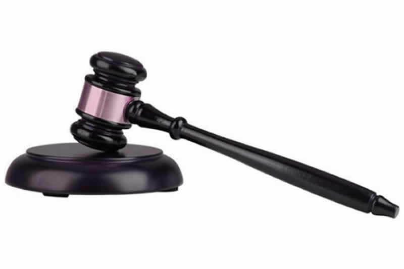 向单位提供劳务，谁来担受伤责任？