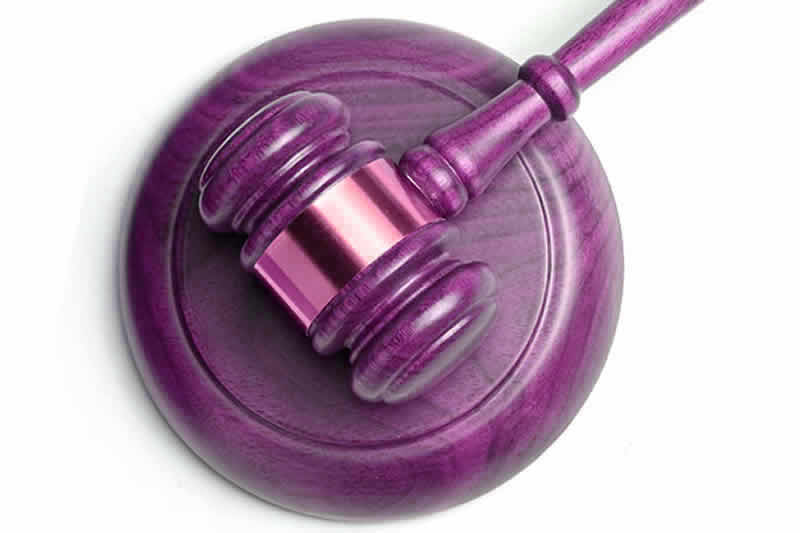 员工拒绝调岗继续在原岗打卡，公司能否与其解除劳动关系？